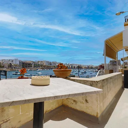 Traditional Maltese Townhouse With Backyard Garden And Seafront Location *