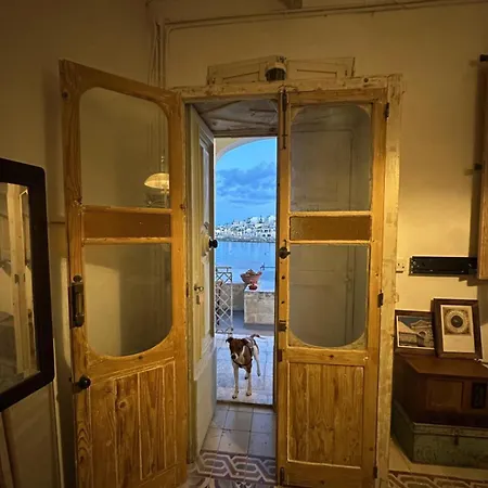 Traditional Maltese Townhouse With Backyard Garden And Seafront Location *