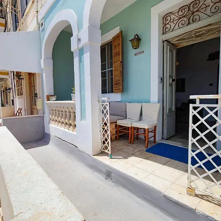 度假居 Traditional Maltese Townhouse With Backyard Garden And Seafront Location 马尔萨斯卡拉